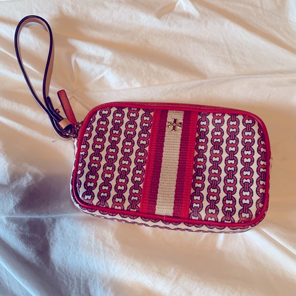 Like new Tory Burch Gemini Link Canvas Wristlet
